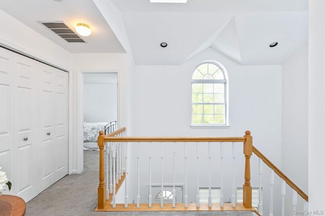1 Plantation Drive, Hauppauge, NY 11788