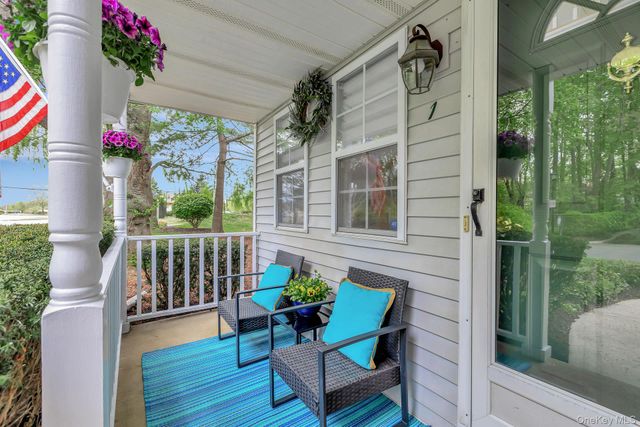 1 Plantation Drive, Hauppauge, NY 11788