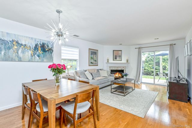 1 Plantation Drive, Hauppauge, NY 11788