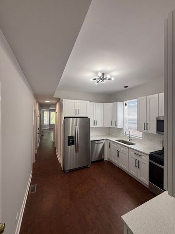 6936 S Aberdeen Street, Chicago, IL 60621