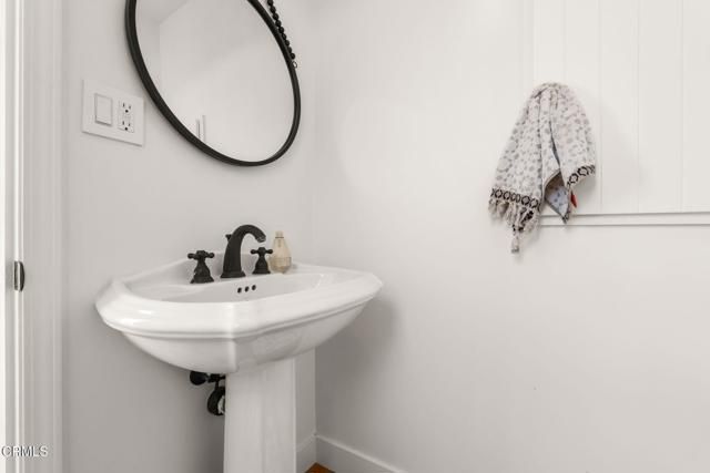 215 Coronado Street, Ventura, CA 93001