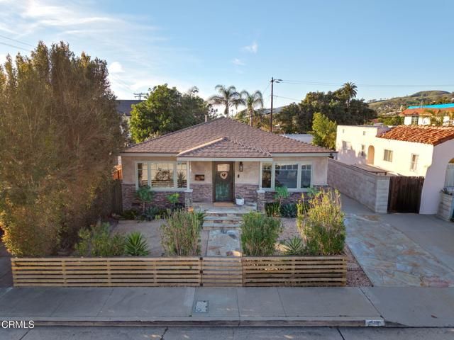 215 Coronado Street, Ventura, CA 93001