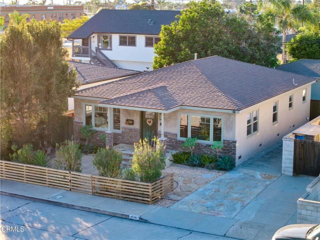 215 Coronado Street, Ventura, CA 93001