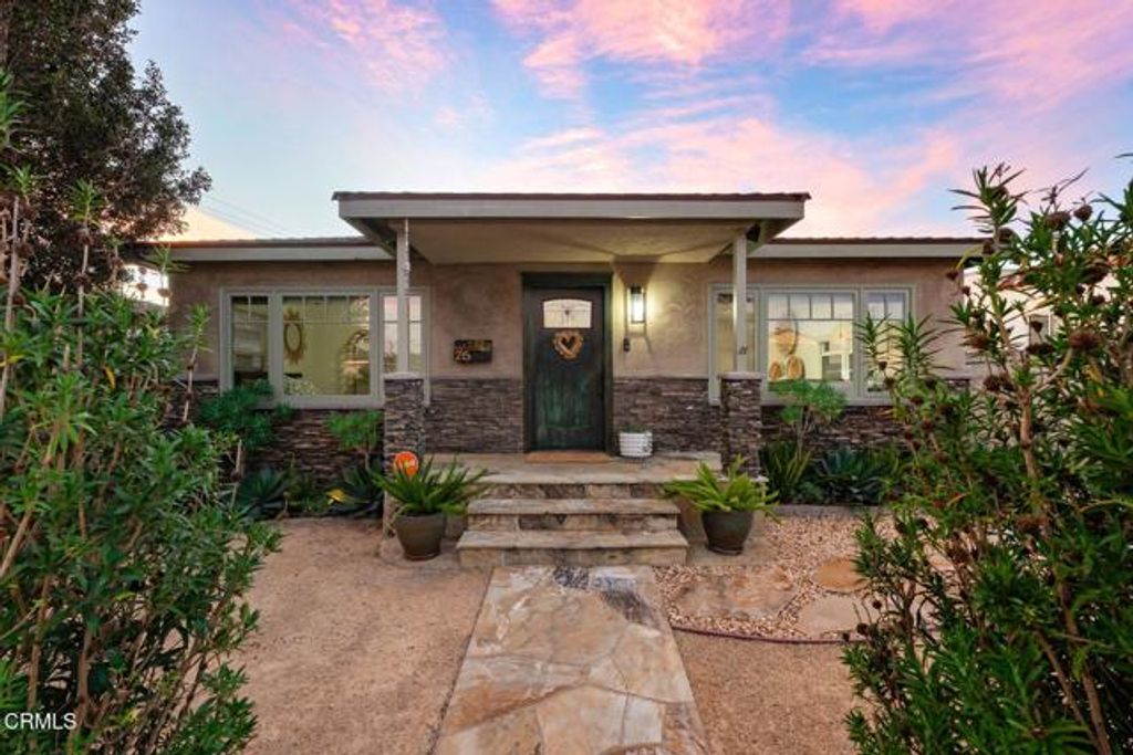 215 Coronado Street, Ventura, CA 93001