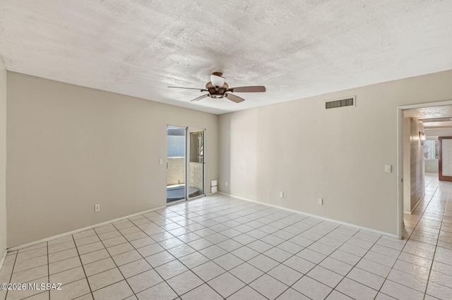 5420 N La Casita Drive, Tucson, AZ 85718