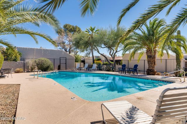 5420 N La Casita Drive, Tucson, AZ 85718