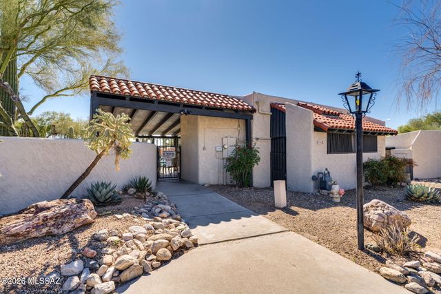 5420 N La Casita Drive, Tucson, AZ 85718