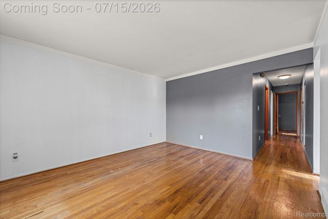 13024 Orange Street, Southgate, MI 48195