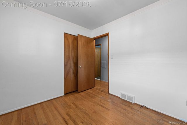 13024 Orange Street, Southgate, MI 48195