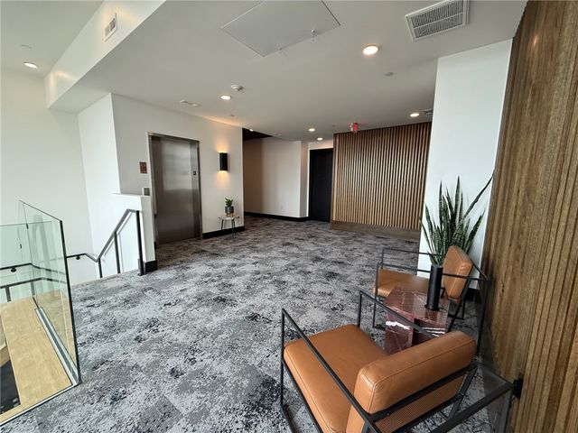 905 SE 4th Street 307, Bentonville, AR 72712