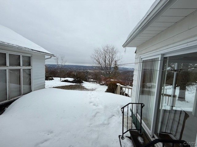 20 South Hills Drive, New Hartford, NY 13413