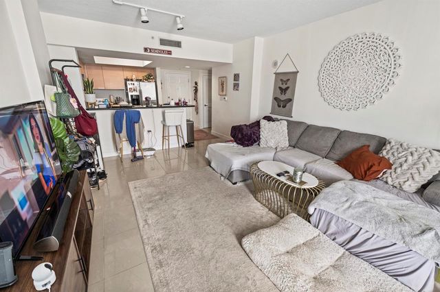 140 S Dixie Highway 1002, Hollywood, FL 33020