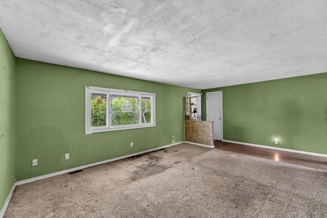 1488 Greenfield AVENUE, Burlington, WI 53105