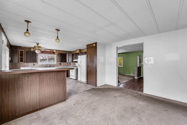 1488 Greenfield AVENUE, Burlington, WI 53105