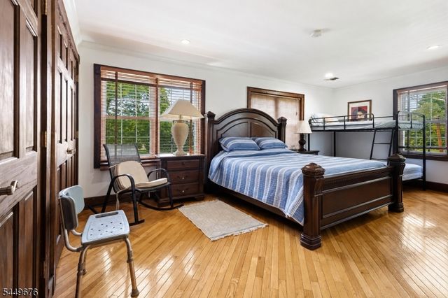821 Wyoming Ave, Elizabeth City, NJ 07208