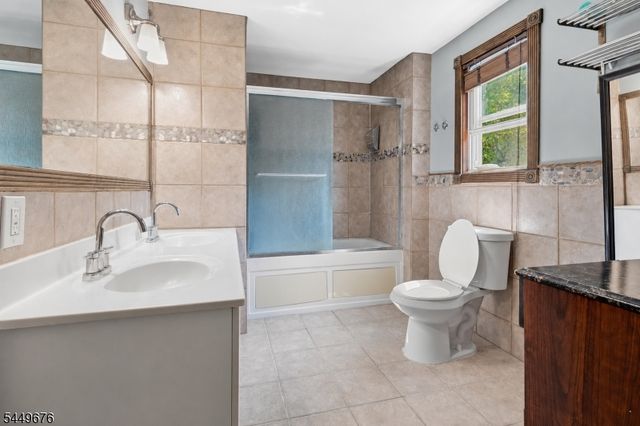 821 Wyoming Ave, Elizabeth City, NJ 07208