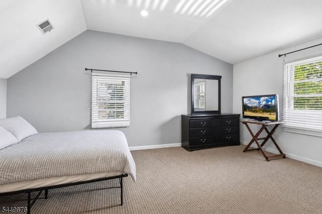 821 Wyoming Ave, Elizabeth City, NJ 07208