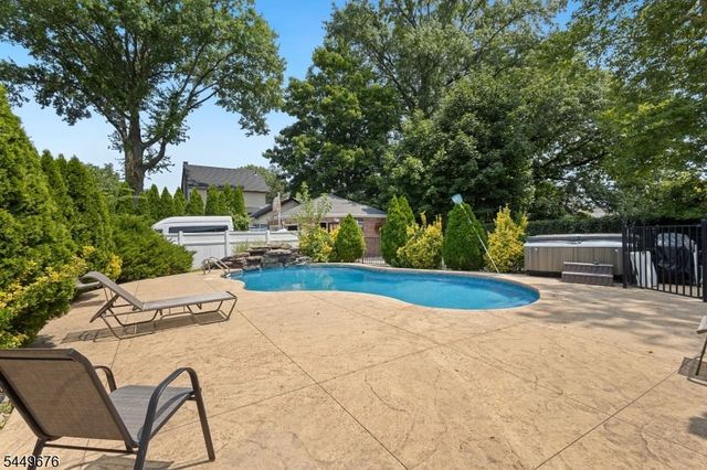 821 Wyoming Ave, Elizabeth City, NJ 07208