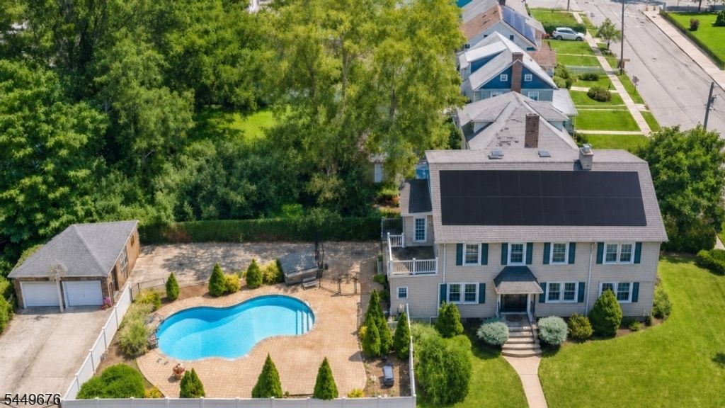 821 Wyoming Ave, Elizabeth City, NJ 07208 — photo 2
