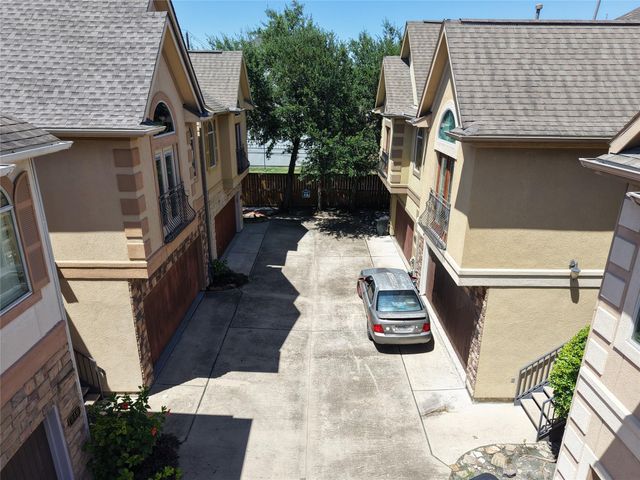 338 Gregg Street, Houston, TX 77020