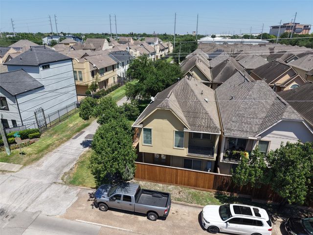 338 Gregg Street, Houston, TX 77020