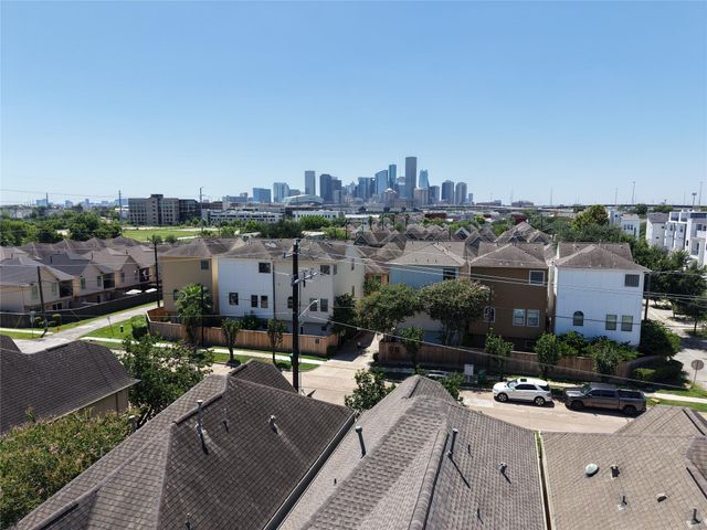 338 Gregg Street, Houston, TX 77020