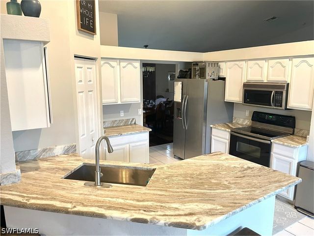 1501 Senior CT, Lehigh Acres, FL 33971