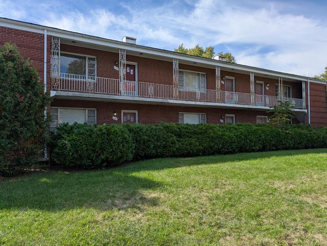 131 Broad Meadows Boulevard, Columbus, OH 43214