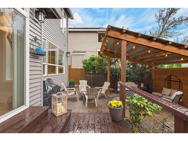 14024 Nw EAGLERIDGE Ln, Portland, OR 97229