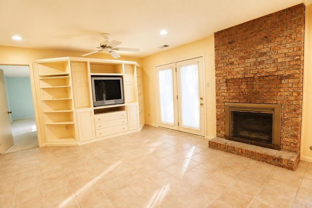 5501 Belle Point Road, North Little Rock, AR 72116
