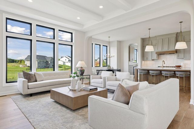 5750 Freeland Bay N, Hugo, MN 55038