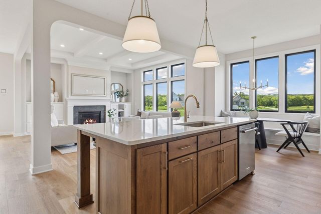 5750 Freeland Bay N, Hugo, MN 55038