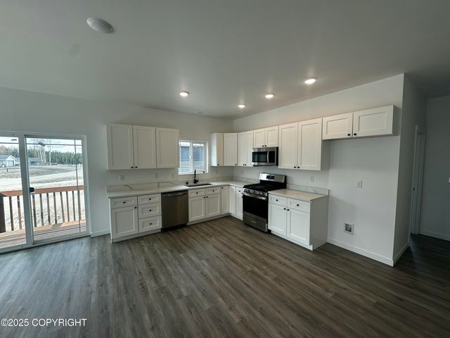 6878 W Tadpole Circle, Wasilla, AK 99623