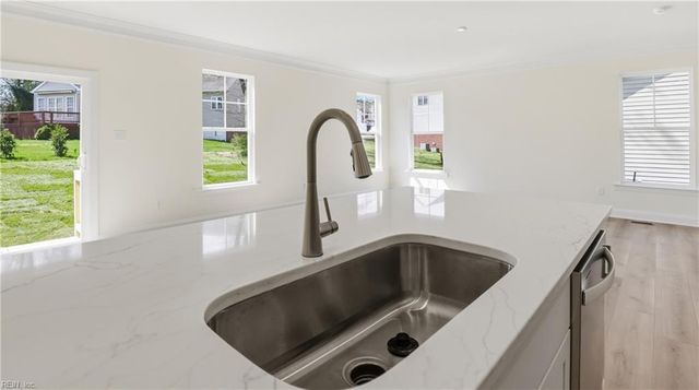 6330 Kelly's PL, Gloucester, VA 23061