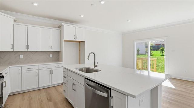6330 Kelly's PL, Gloucester, VA 23061