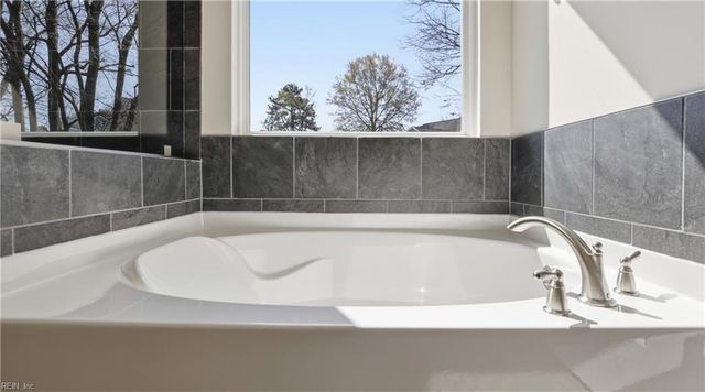 6330 Kelly's PL, Gloucester, VA 23061