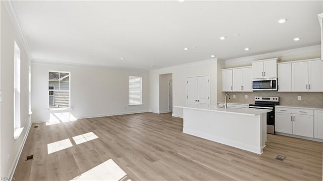 6330 Kelly's PL, Gloucester, VA 23061
