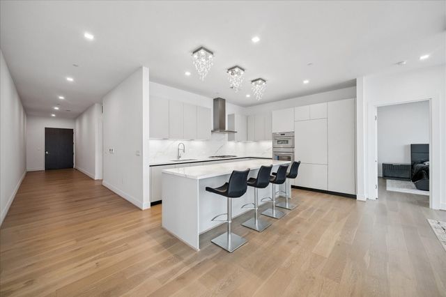 1711 Allen Parkway 2503, Houston, TX 77019