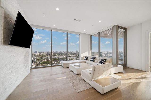 1711 Allen Parkway 2503, Houston, TX 77019
