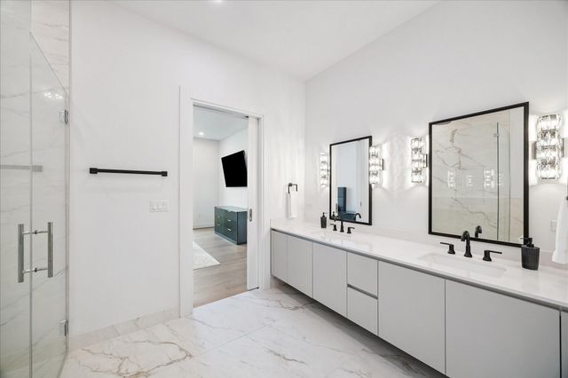 1711 Allen Parkway 2503, Houston, TX 77019