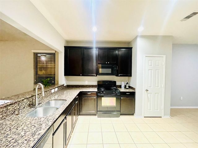 1411 S Maple Drive, Katy, TX 77493