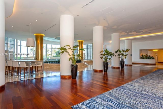 5151 Collins Ave 1035, Miami Beach, FL 33140