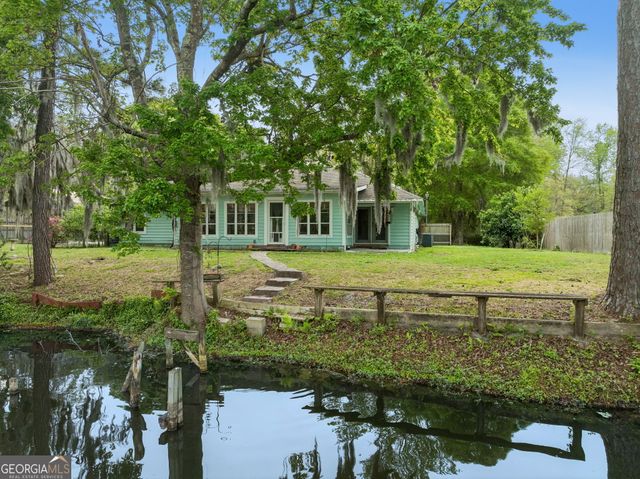 1840 Scrubby Bluff Road, Kingsland, GA 31548