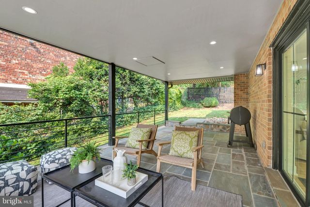 4248 NW BLAGDEN AVE NW, Washington, DC 20011