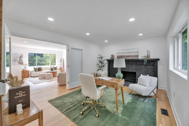 4248 NW BLAGDEN AVE NW, Washington, DC 20011