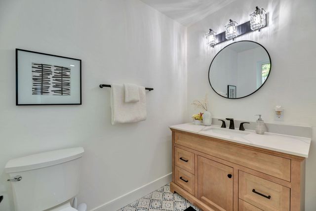 4248 NW BLAGDEN AVE NW, Washington, DC 20011