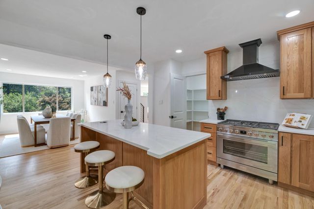 4248 NW BLAGDEN AVE NW, Washington, DC 20011