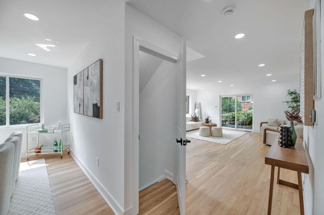 4248 NW BLAGDEN AVE NW, Washington, DC 20011