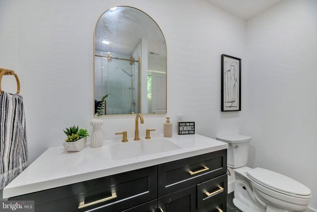 4248 NW BLAGDEN AVE NW, Washington, DC 20011