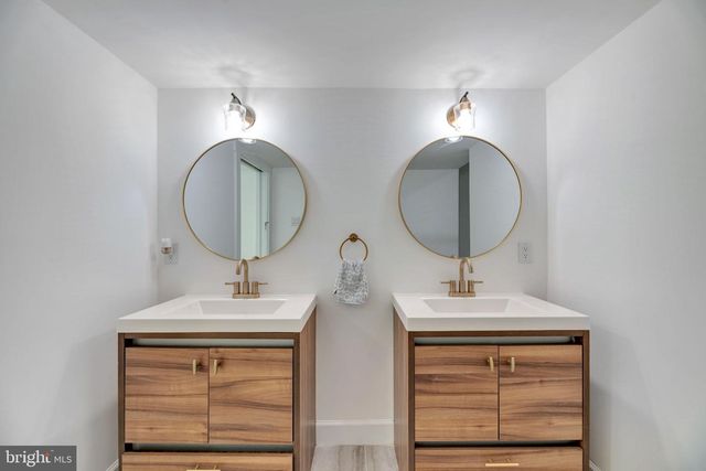 4248 NW BLAGDEN AVE NW, Washington, DC 20011